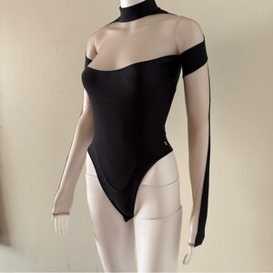Mugler hot top